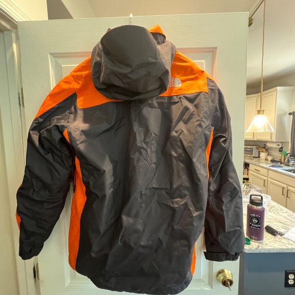 North Face Jacket Mens Medium Gray\Orange Hyvent Zip Out Fleece Jacket - Picture 2 of 8